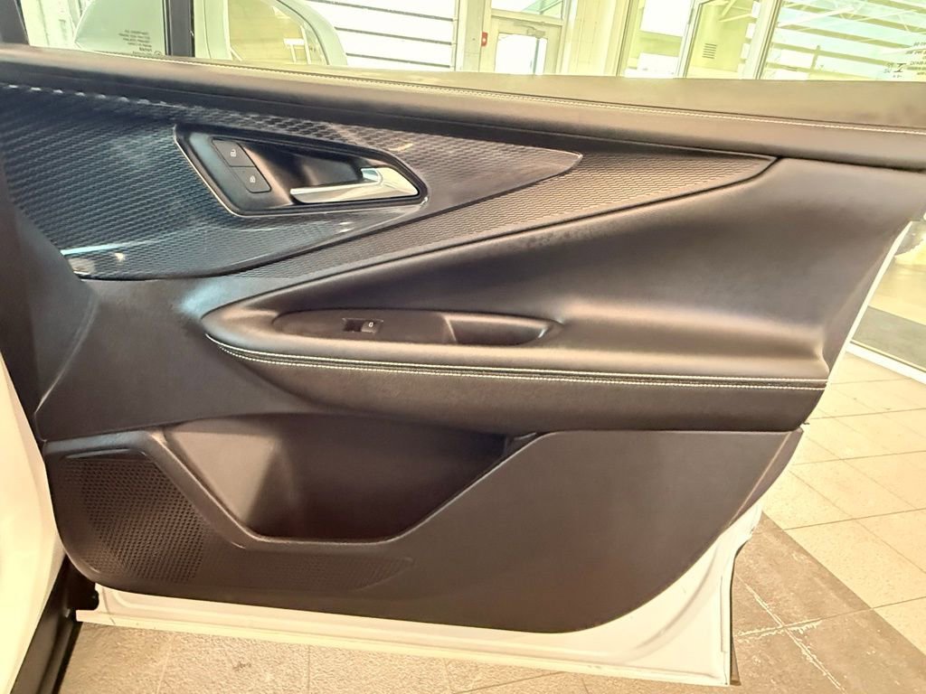 Used 2024 Chevrolet Blazer EV LT image 40