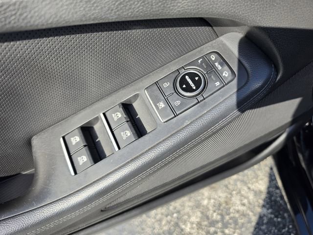 Used 2016 Hyundai Genesis 3.8 RWD image 20