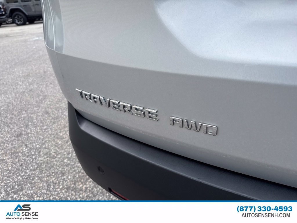 Used 2019 Chevrolet Traverse LT w/ LPO, Floor Liner Package AWD/4WD image 5