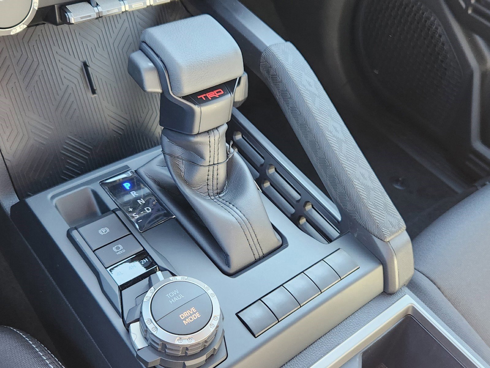 New 2025 Toyota Tacoma TRD Sport image 13