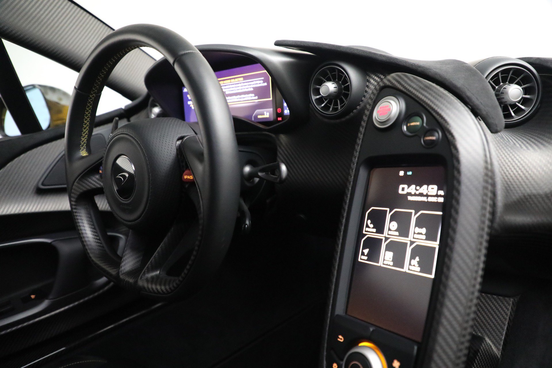 Used 2015 McLaren P1 RWD image 27