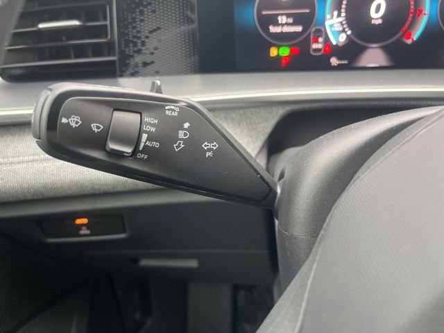 New 2026 Volkswagen Tiguan S image 12