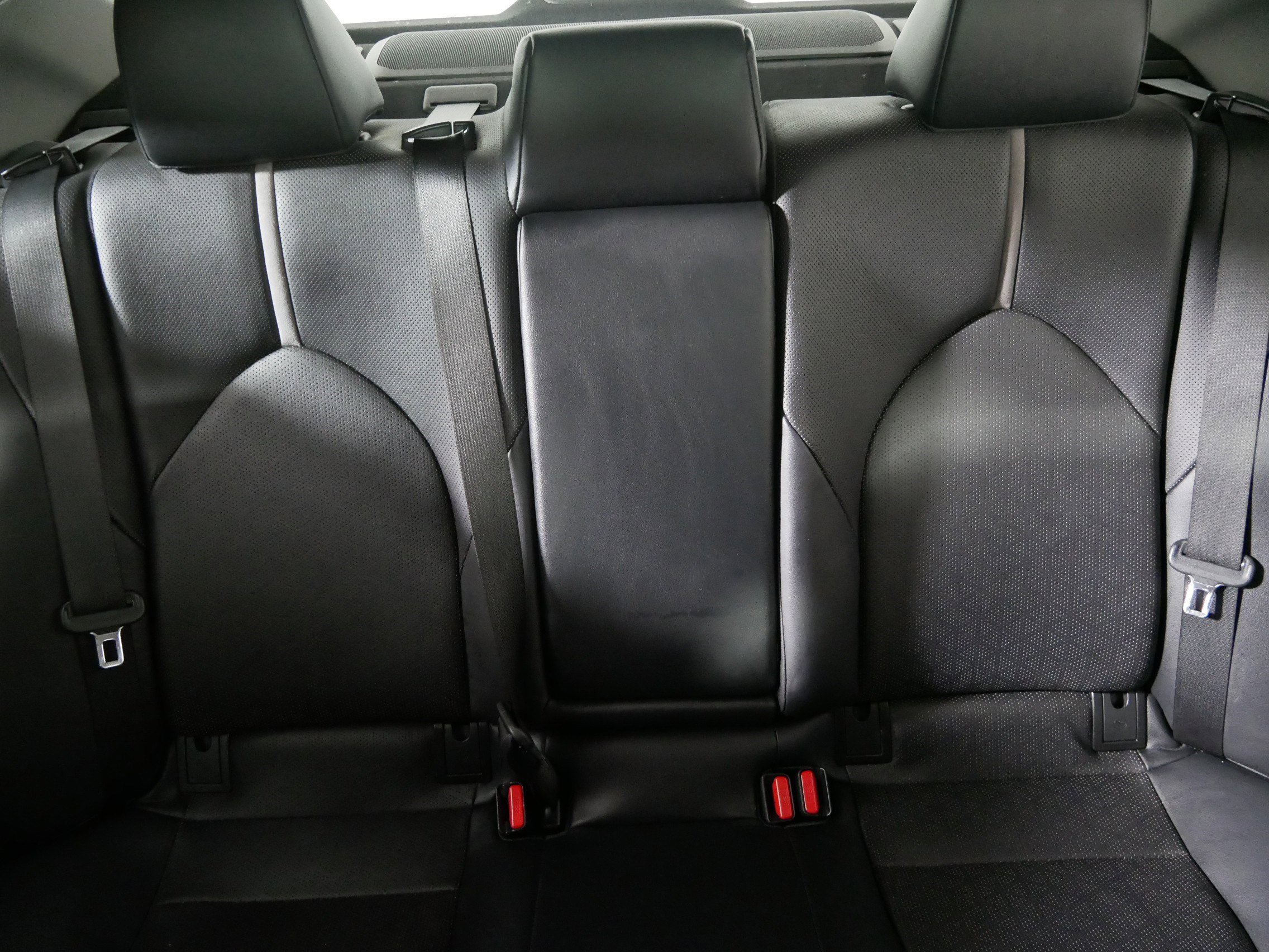 Used 2021 Toyota Camry XSE w/ Navigation Package image 13