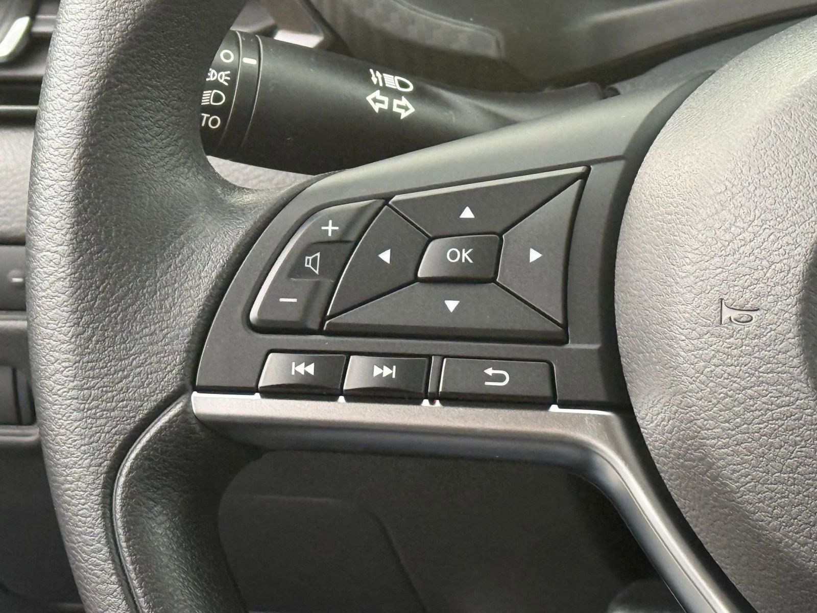 New 2025 Nissan Sentra SV image 15