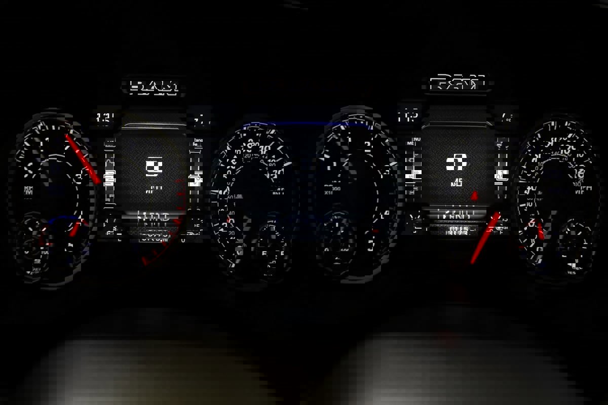 Used 2024 RAM 2500 Laramie image 16