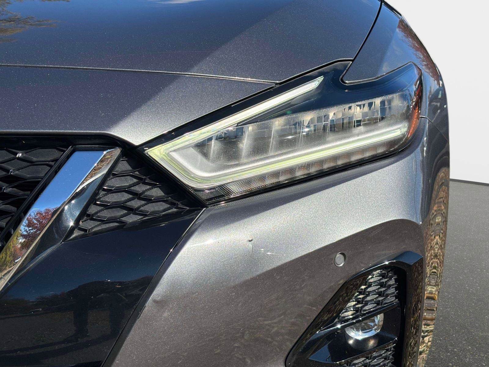 Used 2019 Nissan Maxima SR w/ Premium Package image 10