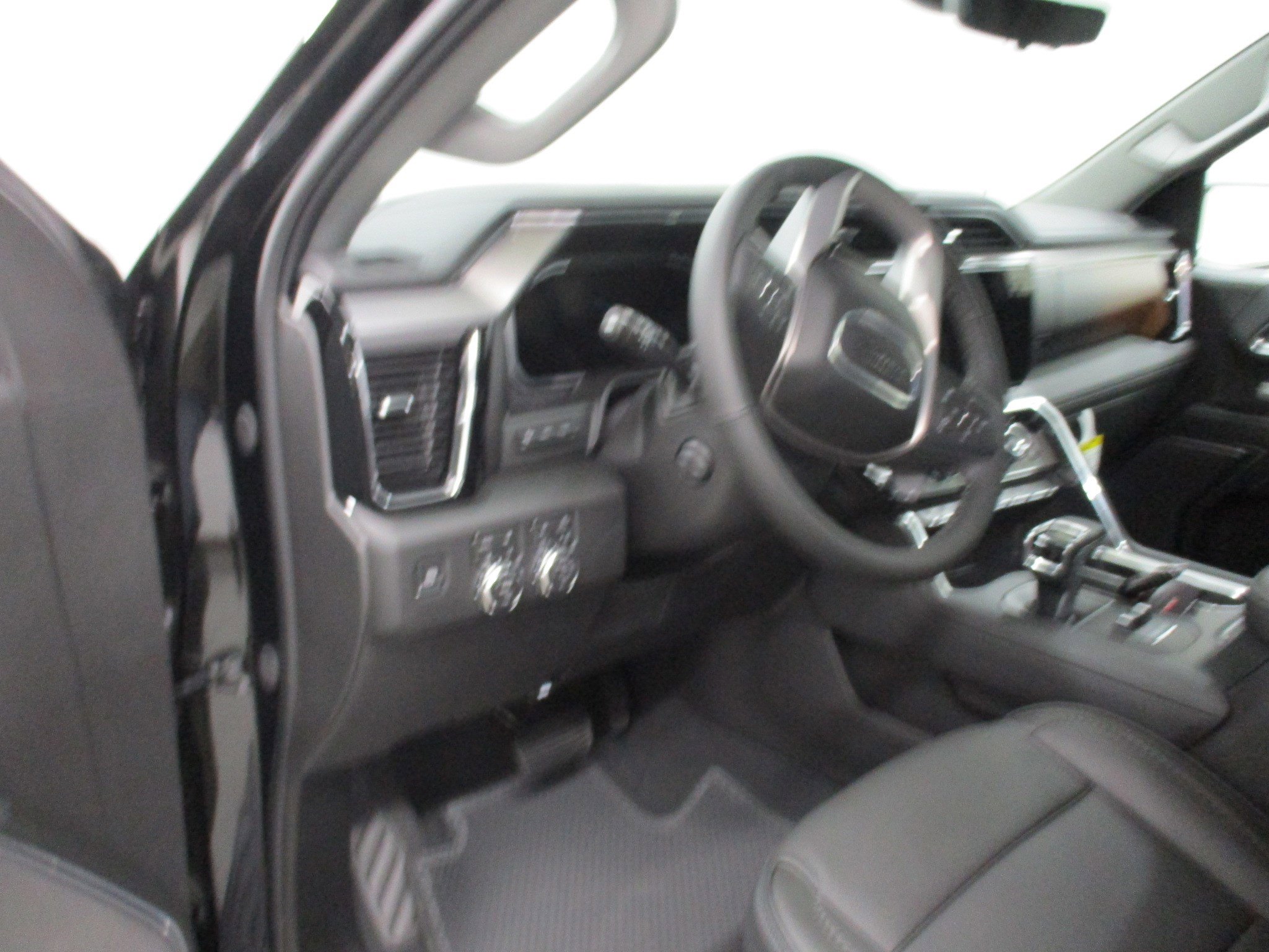 New 2026 GMC Sierra 1500 Denali w/ Denali Reserve Package image 27