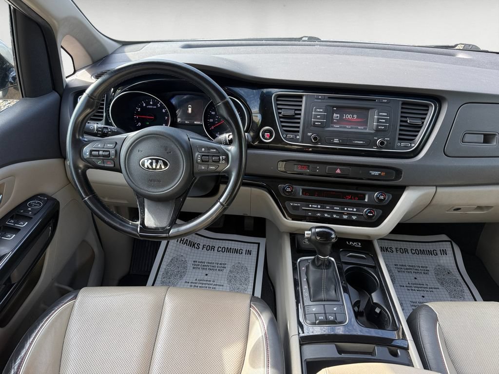 Used 2015 Kia Sedona EX w/ EX Premium Package FWD image 11