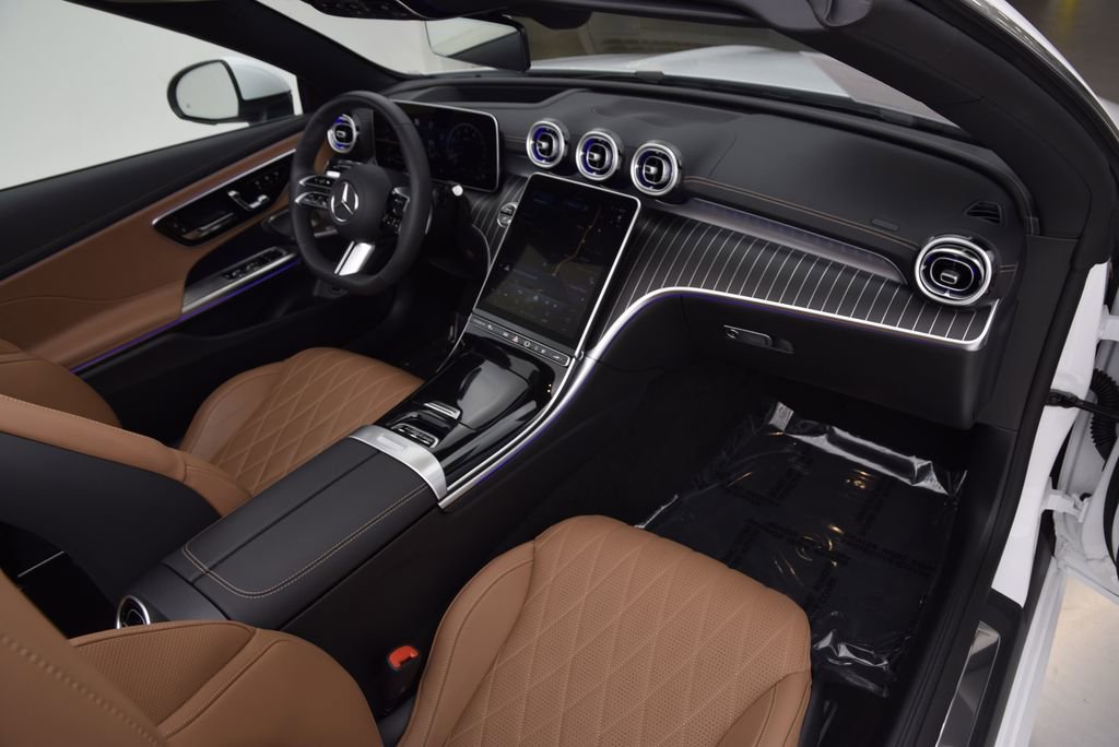 Certified 2026 Mercedes-Benz CLE 450 4MATIC Cabriolet image 35