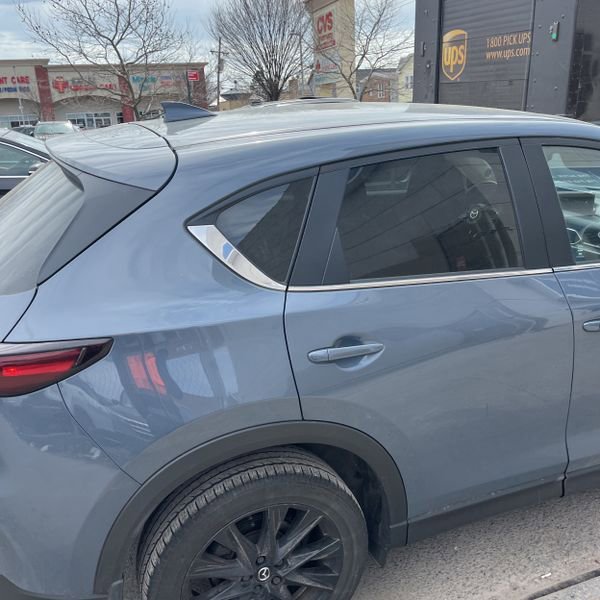 Used 2023 MAZDA CX-5 Carbon Edition image 5