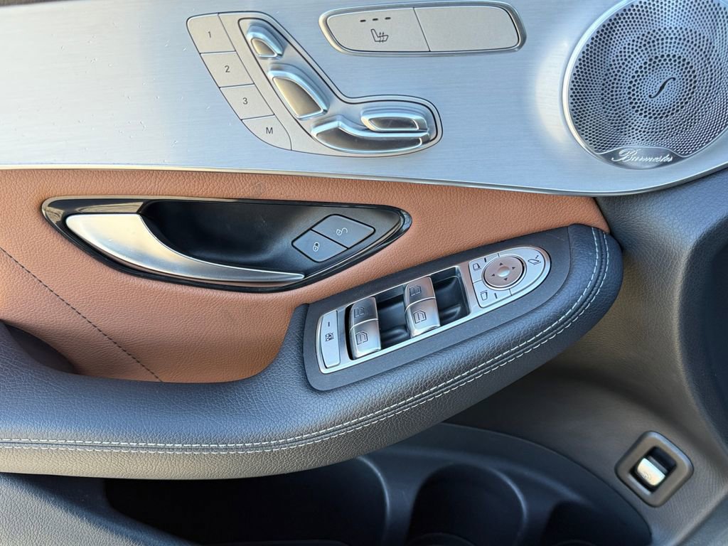 Used 2020 Mercedes-Benz GLC 300 4MATIC Coupe image 12