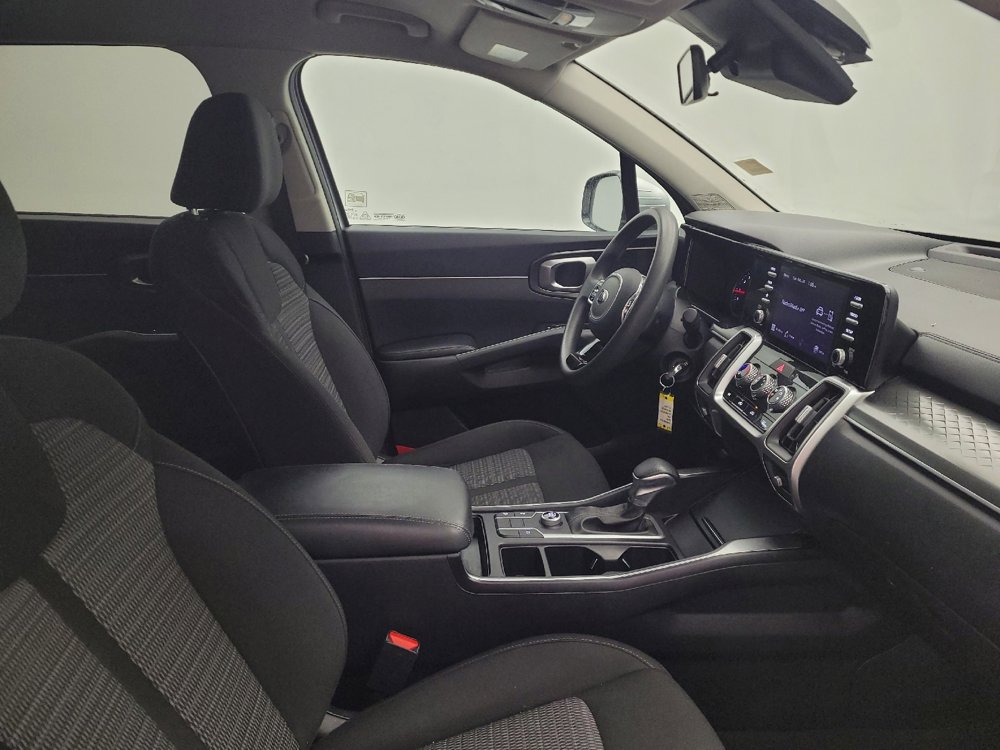 Used 2021 Kia Sorento LX image 21