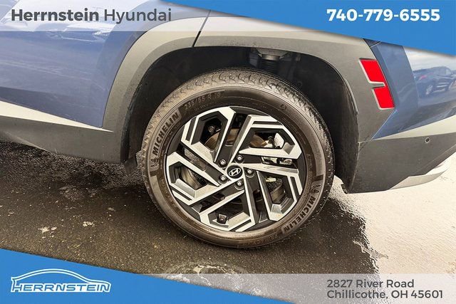 Used 2025 Hyundai Tucson Limited image 24
