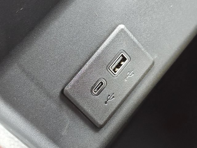 New 2026 GMC Sierra 3500 AT4 AWD/4WD image 38
