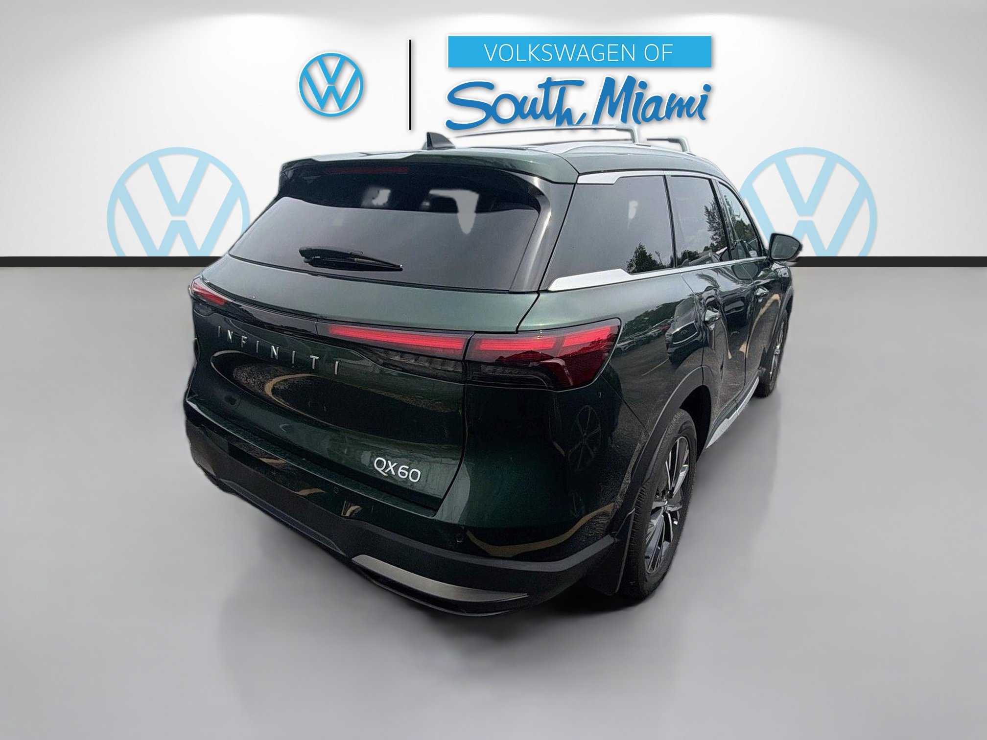Used 2026 INFINITI QX60 Luxe w/ Family Package FWD image 8