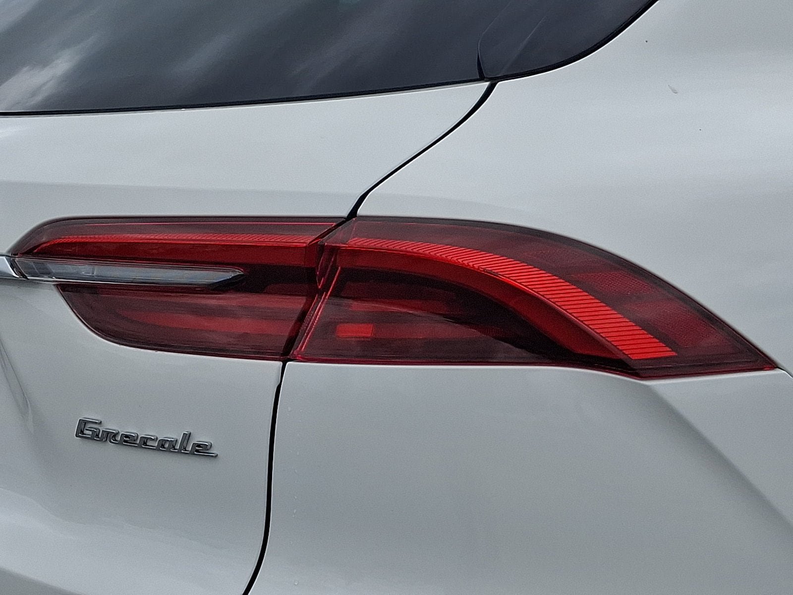 Certified 2025 Maserati Grecale Folgore AWD/4WD image 24