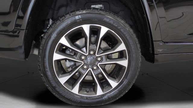 Used 2022 Jeep Grand Cherokee L Overland AWD/4WD image 24