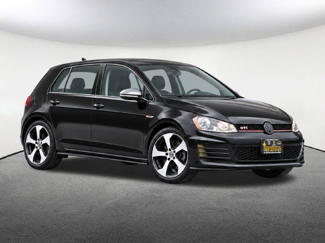Used 2016 Volkswagen Golf 4-Door FWD image 36
