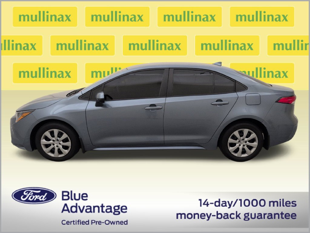 Used 2025 Toyota Corolla LE FWD image 10