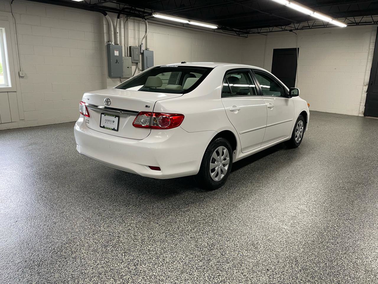 Used 2011 Toyota Corolla LE FWD image 5