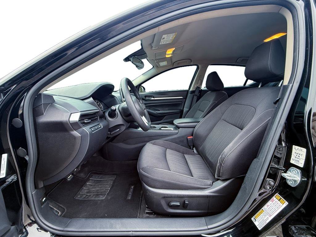 Used 2022 Nissan Altima 2.5 SV image 12