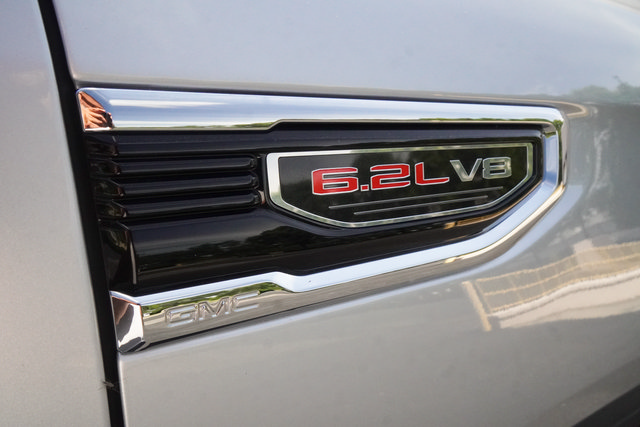 Used 2022 GMC Sierra 1500 SLT w/ SLT Premium Plus Package AWD/4WD image 44