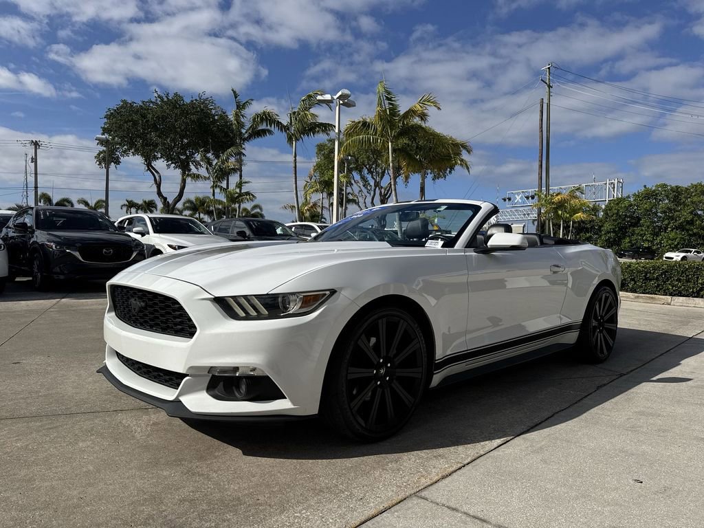 Used 2016 Ford Mustang Premium w/ Equipment Group 201A RWD image 28