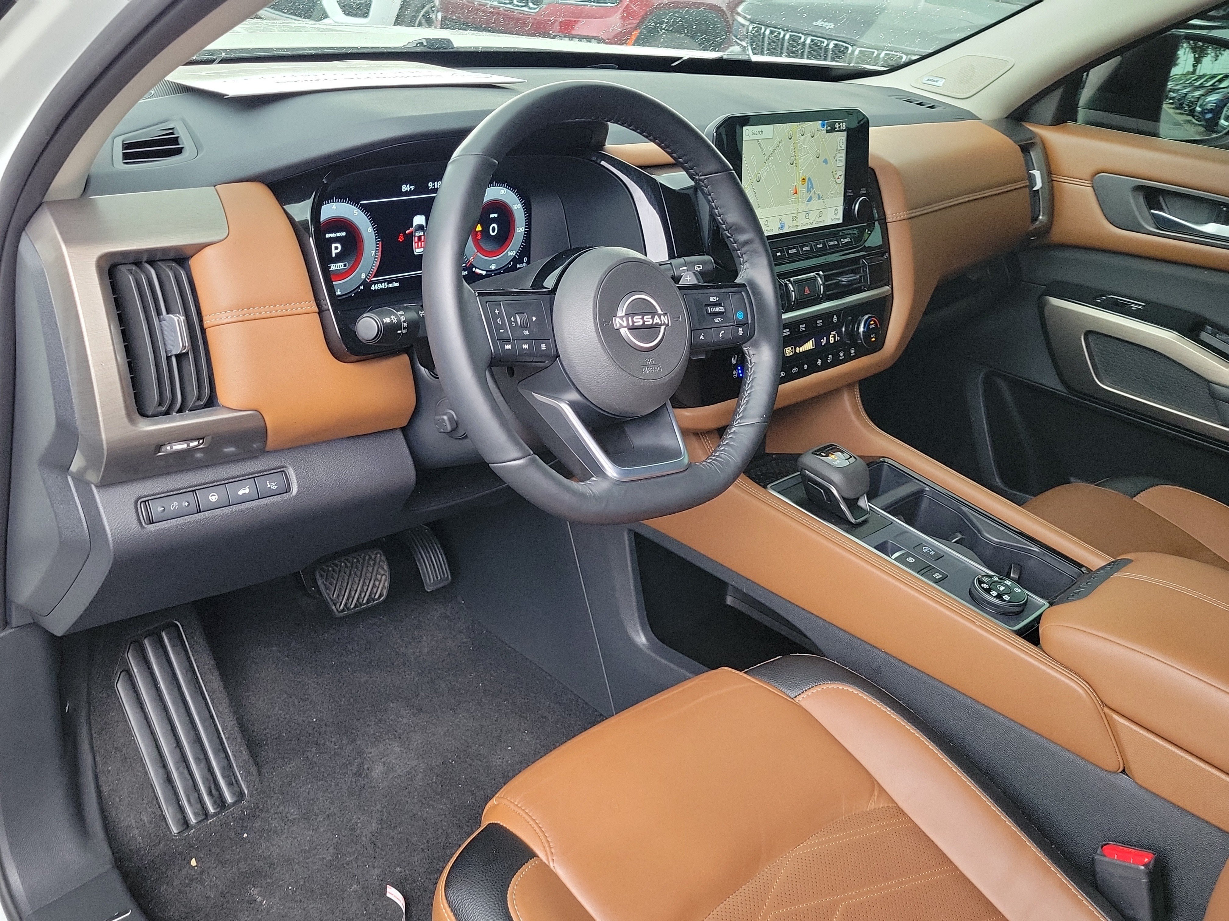 Certified 2024 Nissan Pathfinder Platinum AWD/4WD image 19
