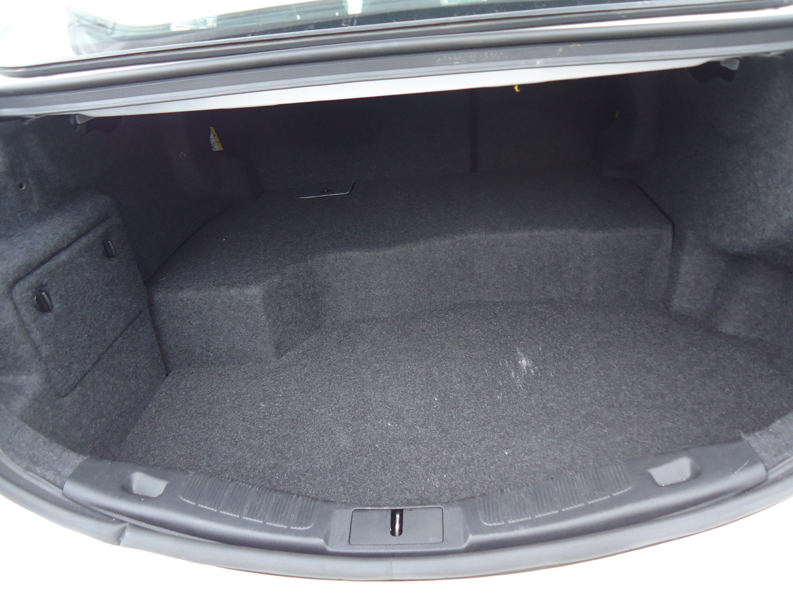 Used 2020 Ford Fusion SEL FWD image 11