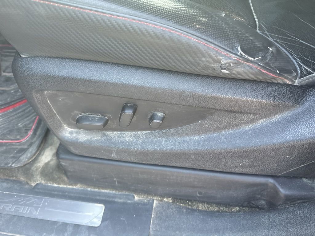 Used 2015 GMC Sierra 2500 SLT w/ All-Terrain HD Package image 19