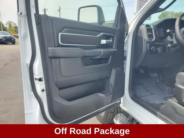 Used 2025 RAM 2500 Big Horn image 9