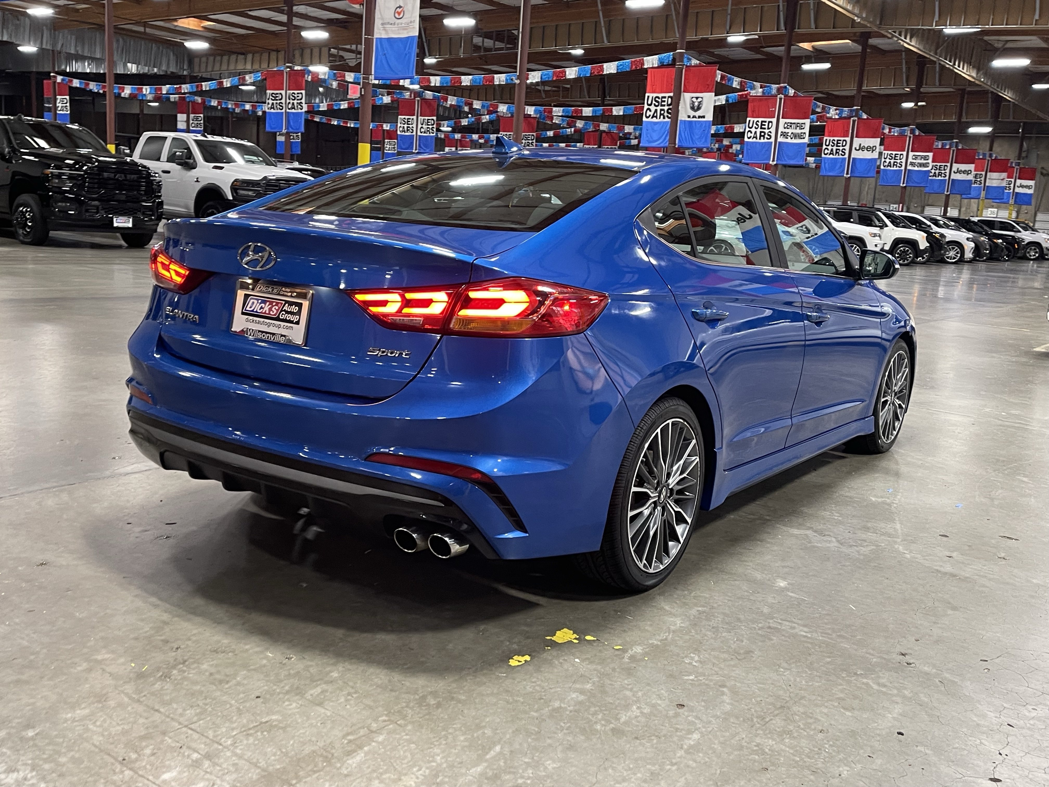 Used 2018 Hyundai Elantra Sport w/ Sport Premium Package 03 FWD image 5