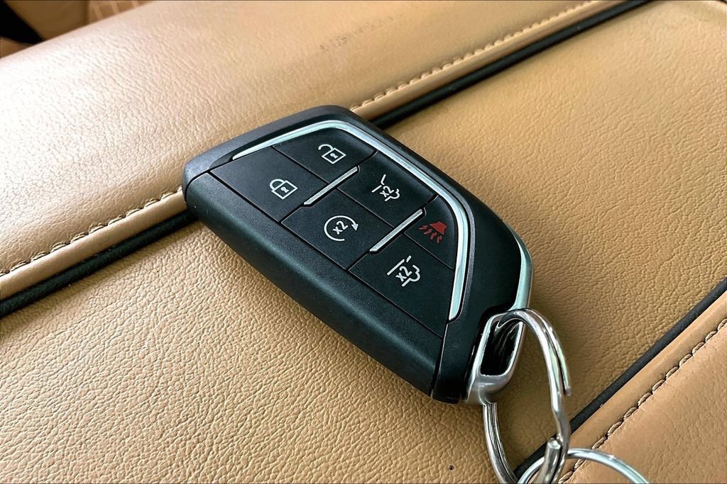 Used 2023 Cadillac Escalade ESV Premium Luxury AWD/4WD image 10