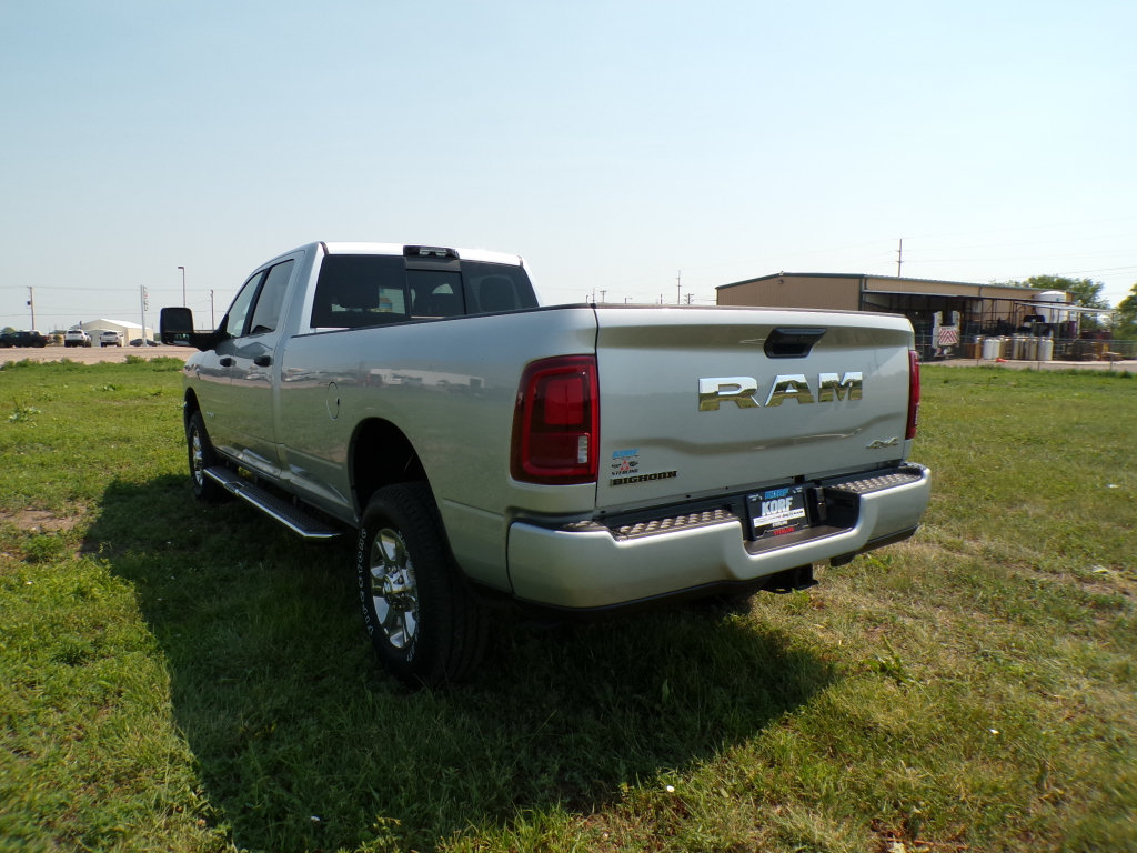 New 2026 RAM 2500 Big Horn AWD/4WD image 16