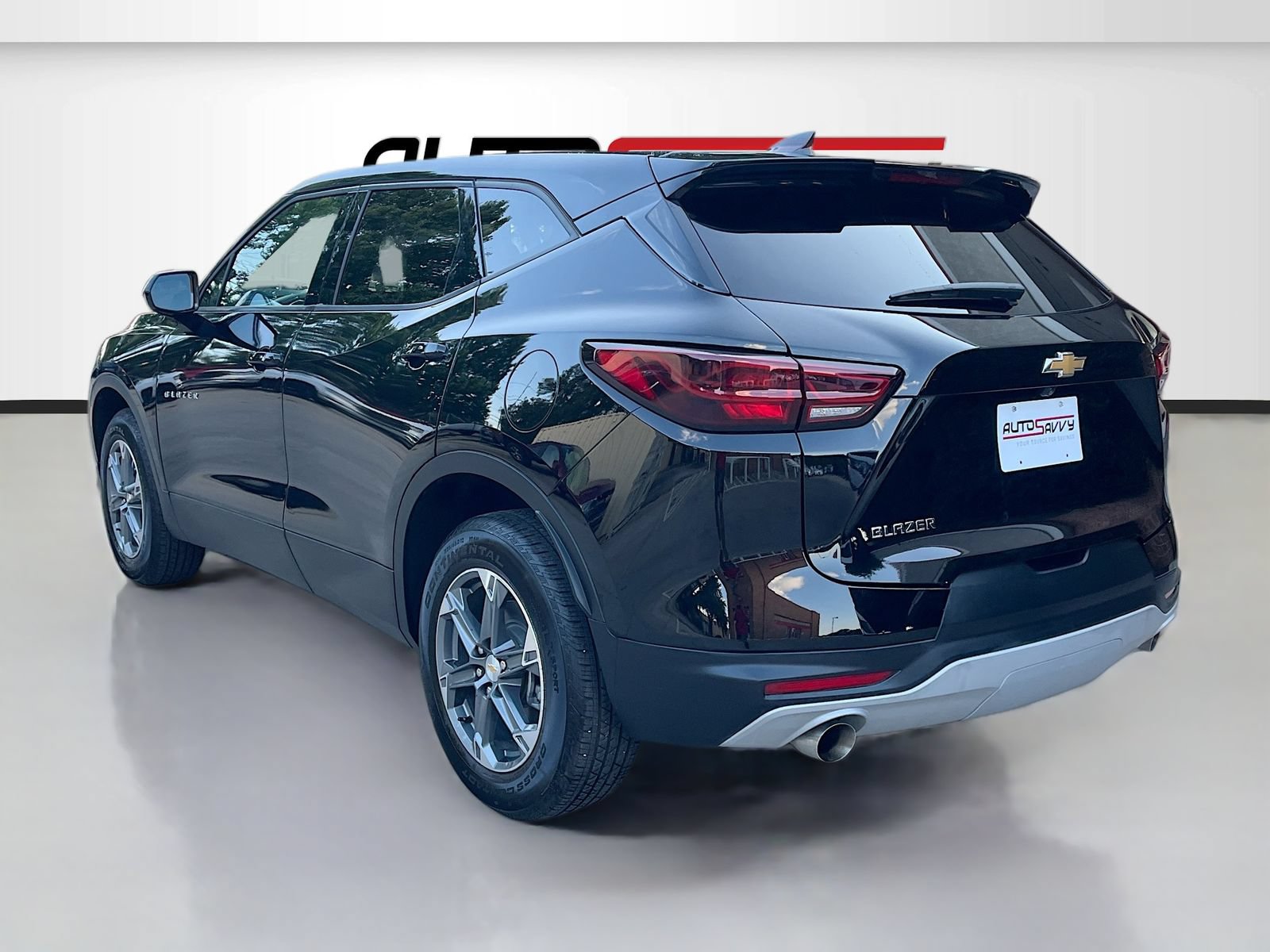 Used 2025 Chevrolet Blazer LT FWD image 5