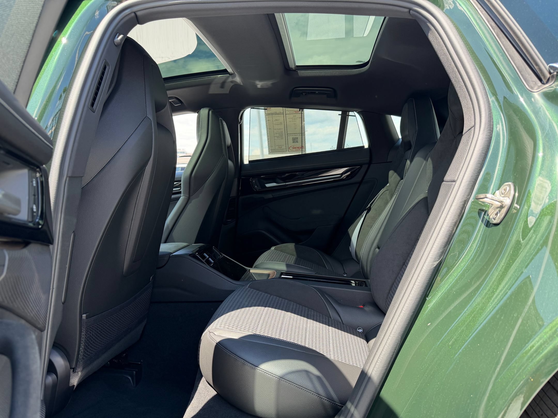 New 2026 Porsche Panamera 4 AWD/4WD image 19
