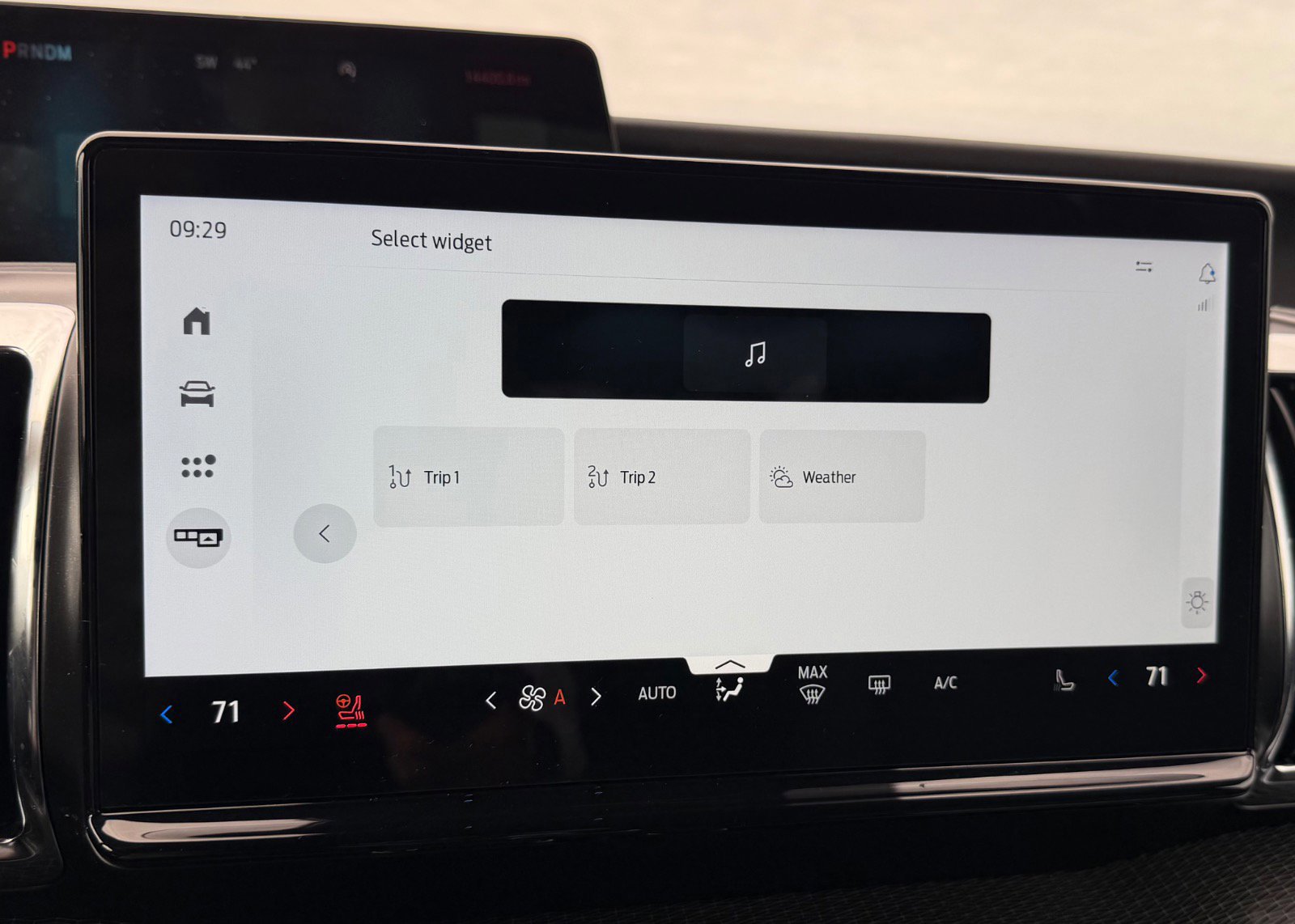 Certified 2025 Ford Expedition Max Platinum w/ Stealth Appearance Package image 55