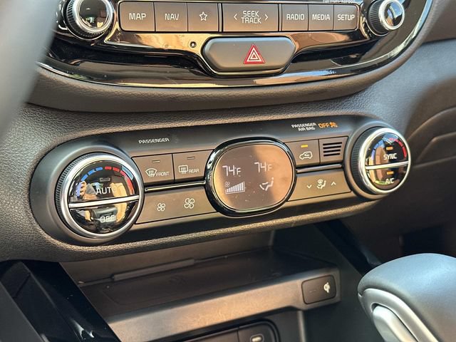 Used 2025 Kia Soul EX FWD image 23
