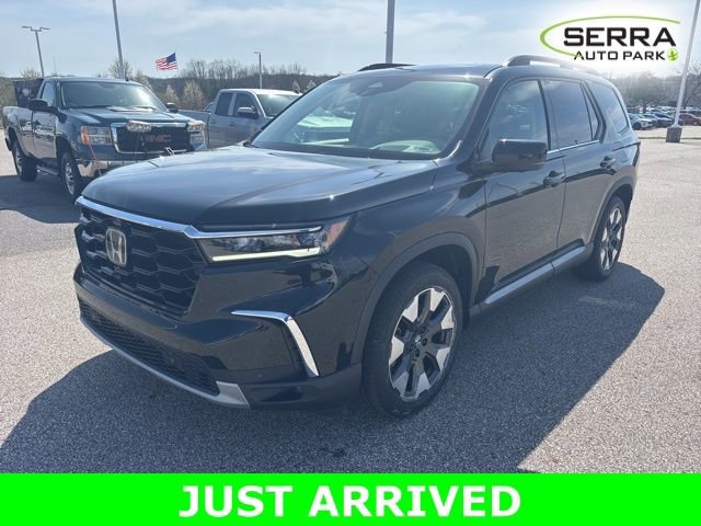 Used 2023 Honda Pilot Elite image 1