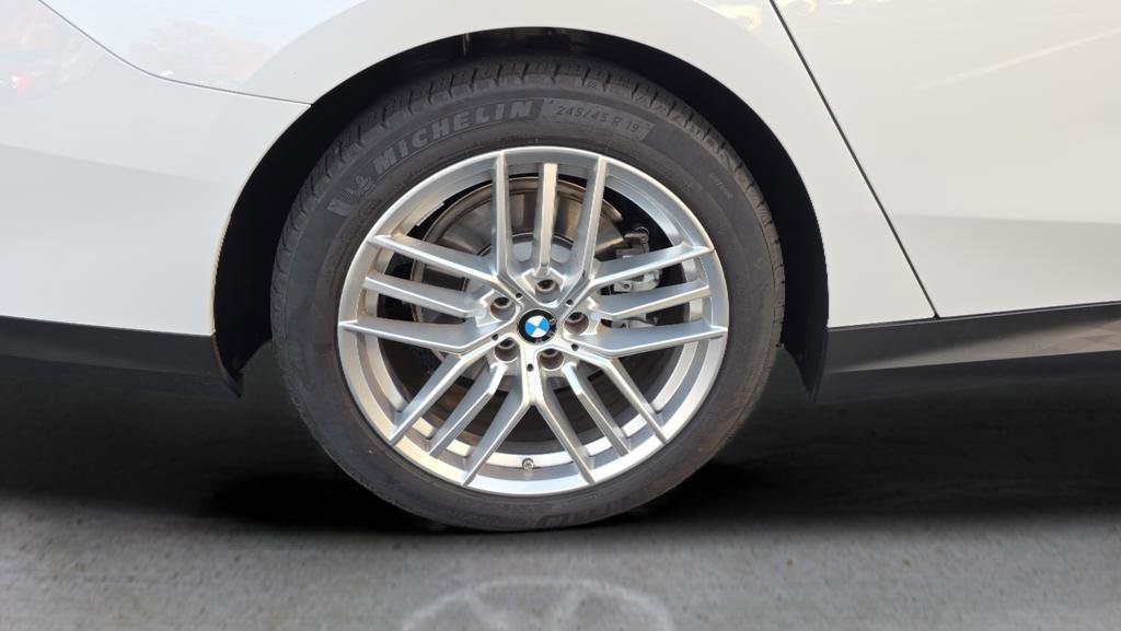 Used 2025 BMW 530i xDrive image 14