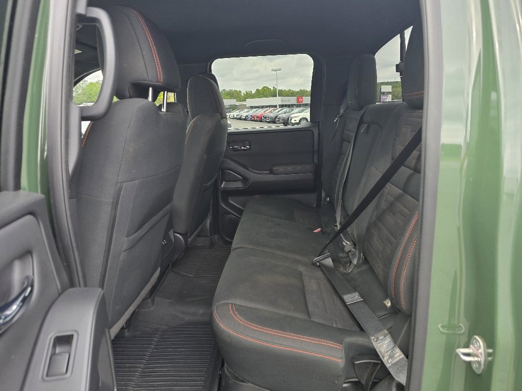 Used 2022 Nissan Frontier PRO-4X w/ Technology Package image 11