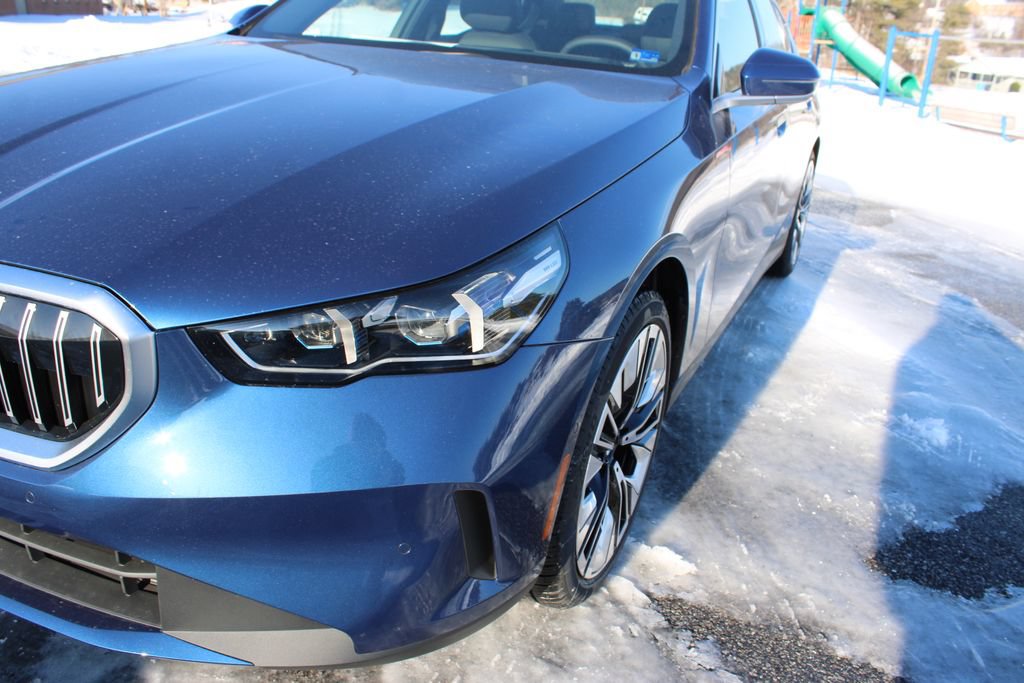 New 2026 BMW 530i xDrive AWD/4WD image 43