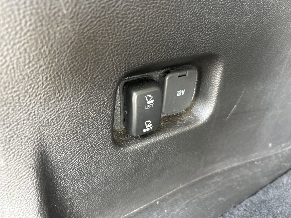 Used 2023 Ford Edge SEL image 33