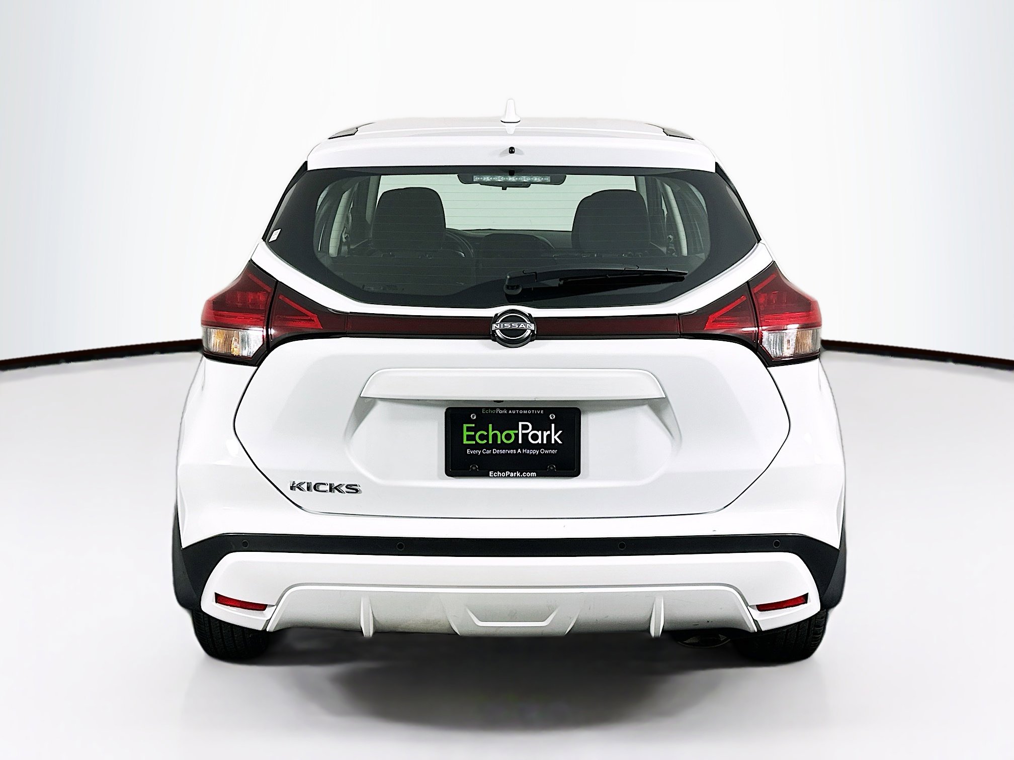 Used 2024 Nissan Kicks S image 7