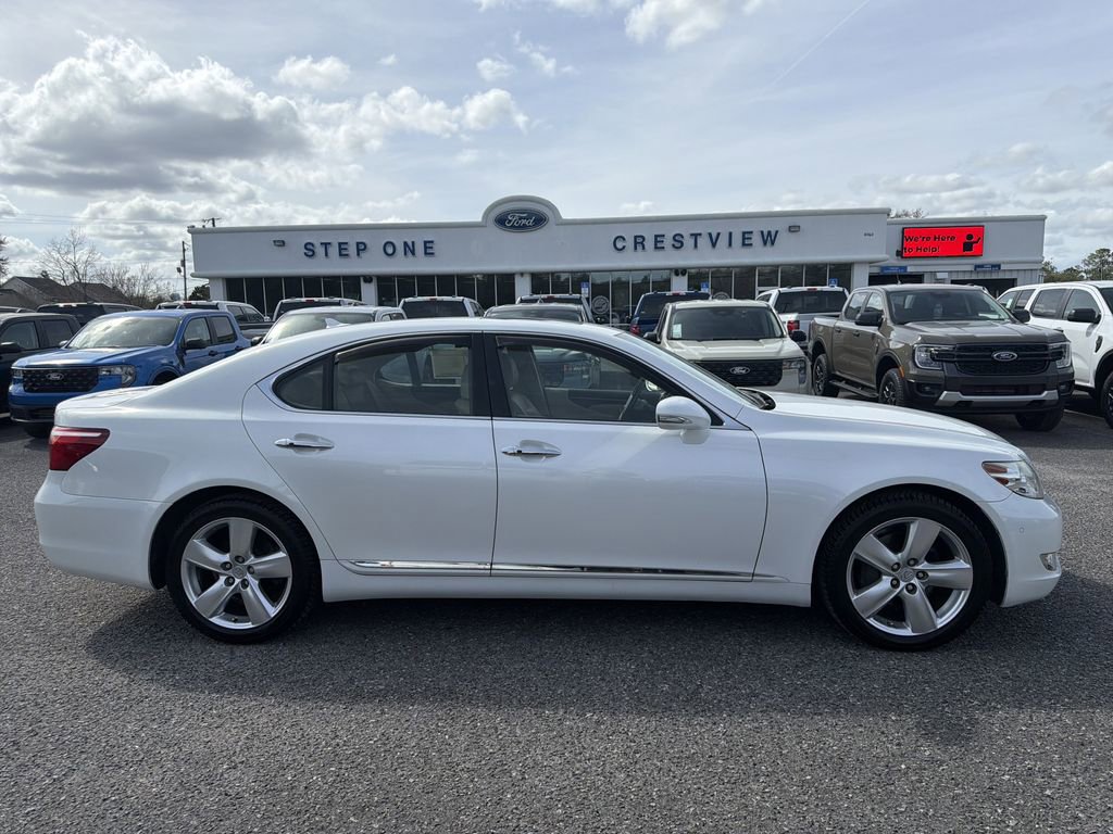 Used 2010 Lexus LS 460 image 4