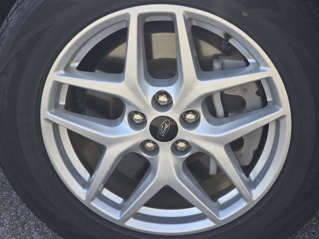 Used 2024 Ford Edge SEL AWD/4WD image 8