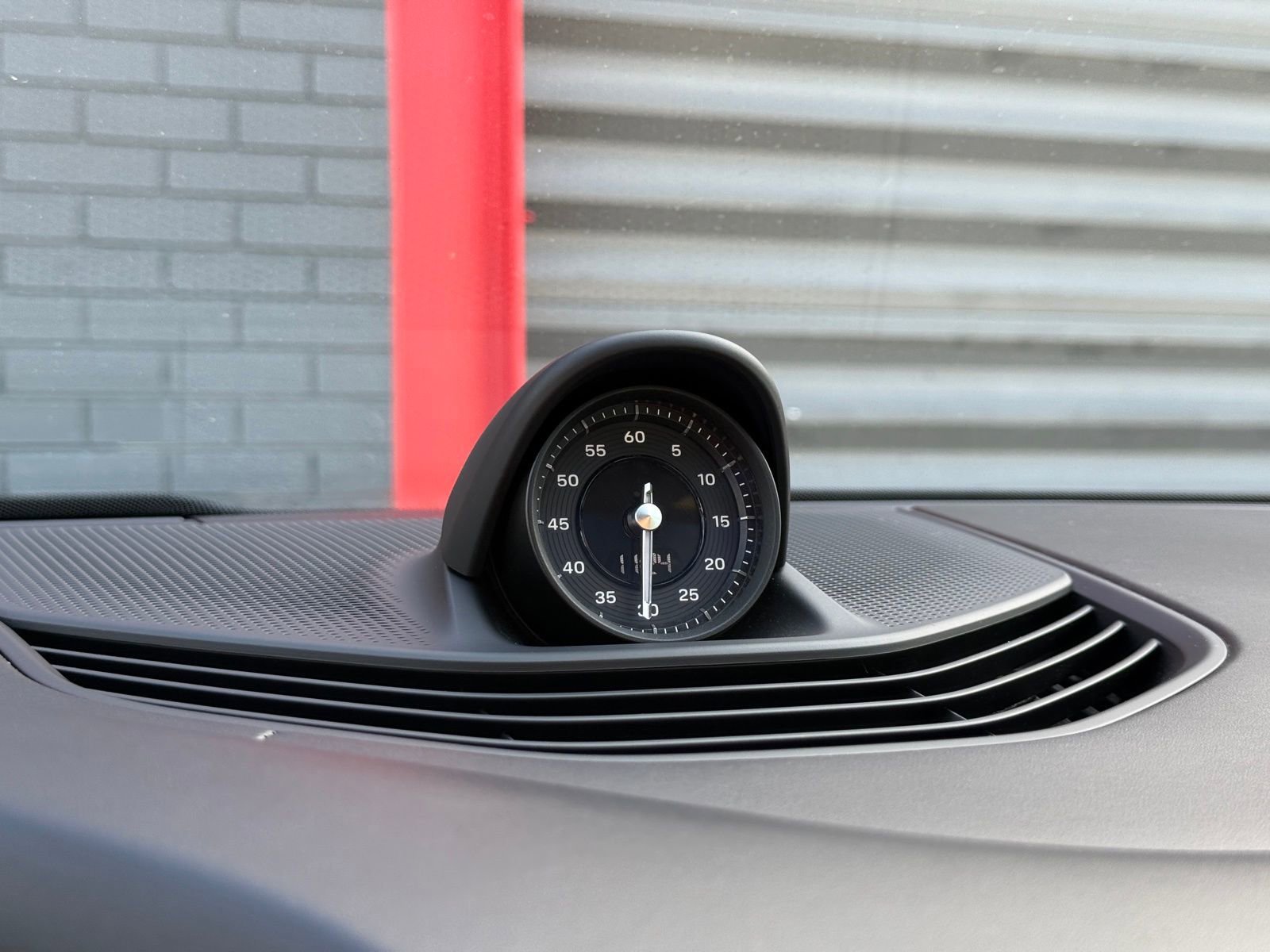 Used 2022 Porsche Taycan 4S image 26