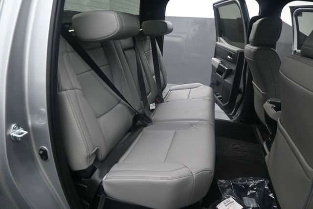 New 2026 Toyota Tundra Limited AWD/4WD image 14