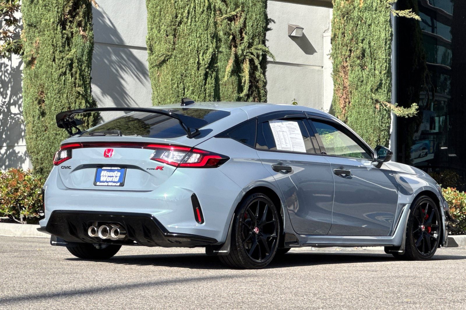 Used 2023 Honda Civic Type R image 4