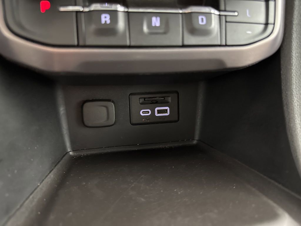 Used 2022 GMC Acadia AT4 w/ GMC Pro Grade Package image 24